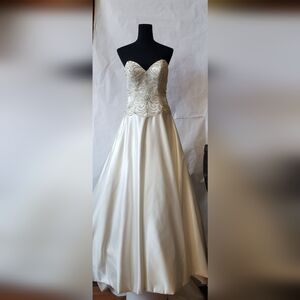 Maggie Soterro Wedding Dress